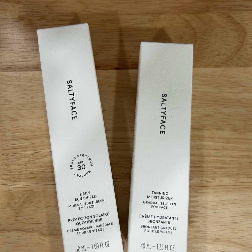 Daily Sun Shield and Tanning Moisturizer Set